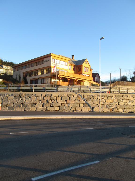 Lavik Fjord Hotel & Apartments Kültér fotó