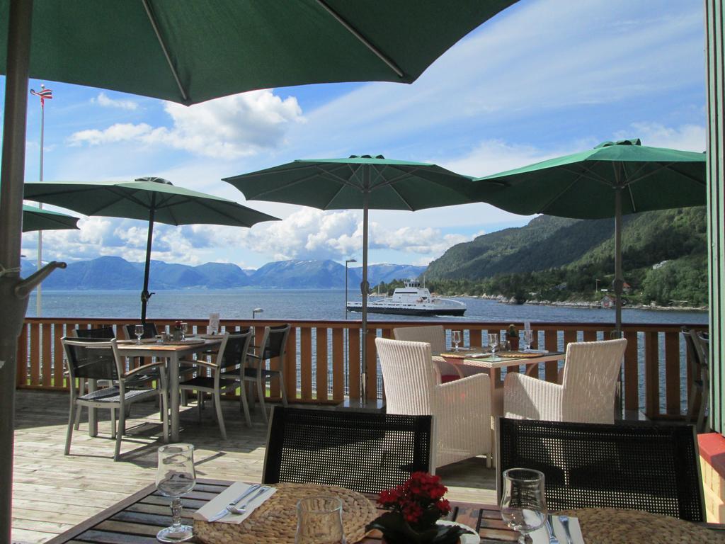 Lavik Fjord Hotel & Apartments Kültér fotó