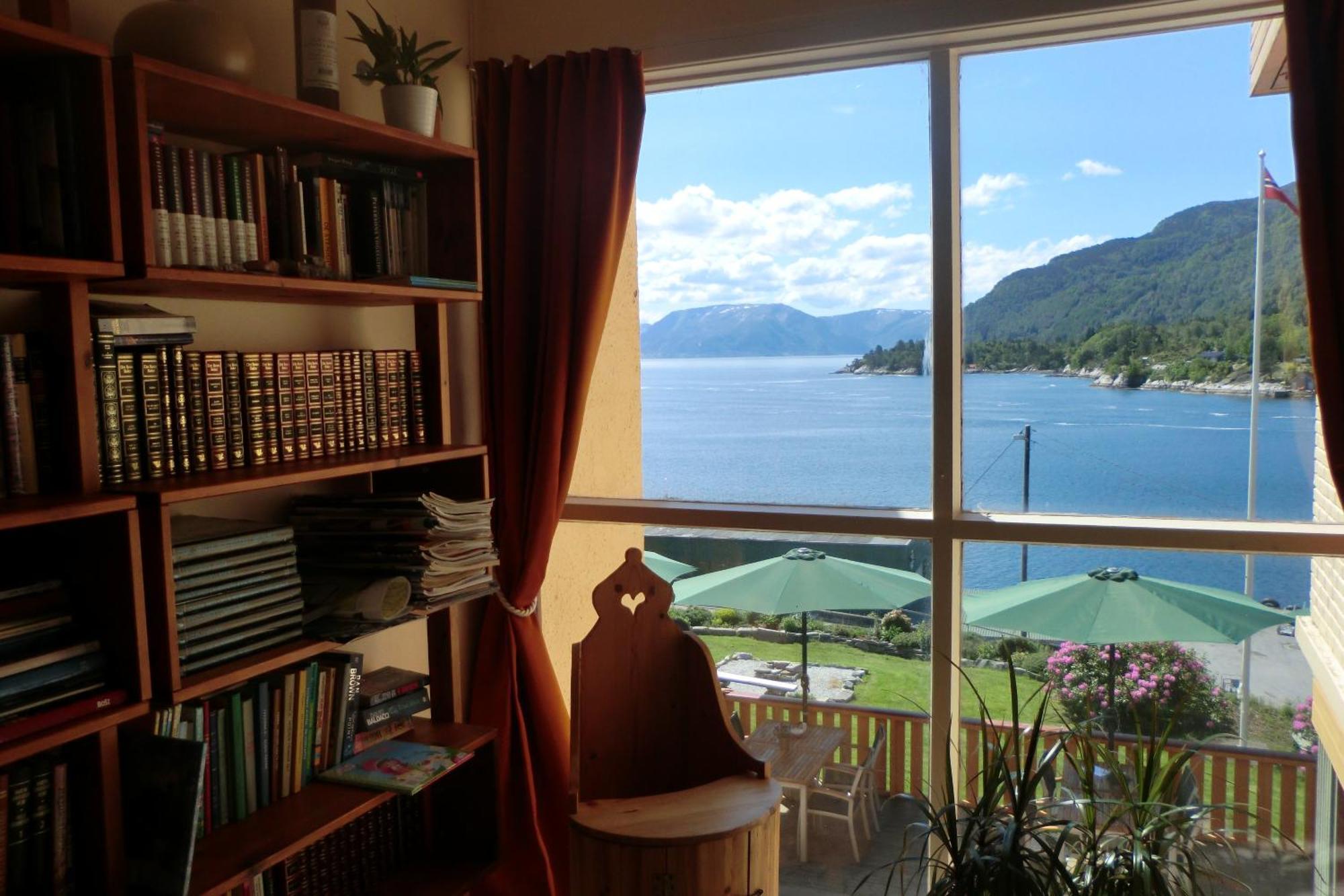 Lavik Fjord Hotel & Apartments Kültér fotó