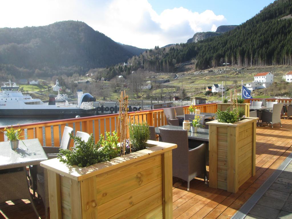 Lavik Fjord Hotel & Apartments Kültér fotó